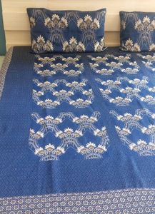 Elegant Blue Floral Bedsheet Set
