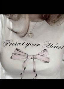 white bow top