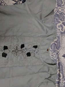 Unused,Embroidered Kurta