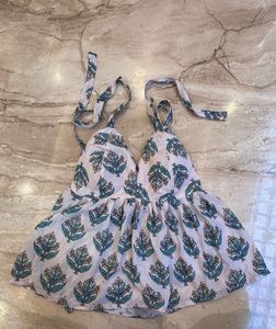 beautiful floral print top 🌺🌼