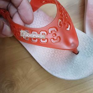 Adorable Brazilian Baby Flip Flops from IPanema
