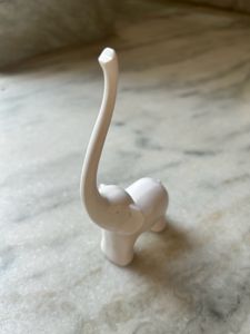 Ceramic Finger Ring Stand