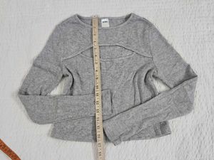 Grey Ribbed Cut-Out Long Sleeve Top bust 34/36