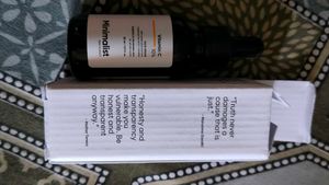 Minimalist Vitamin C 10% Face Serum