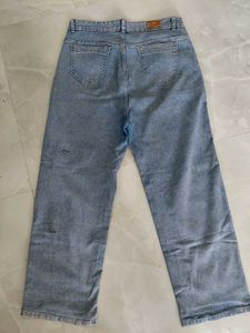 Light Wash Denim Jeans and top