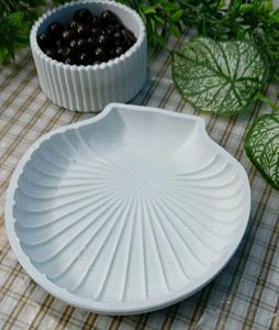 Sea shell trinket tray
