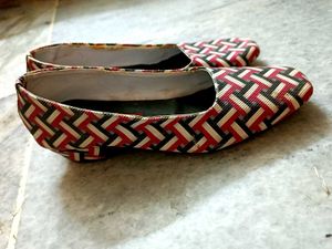 Beautiful Sandals For Girls