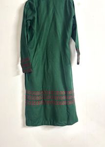 Green Embroidered Kurta
