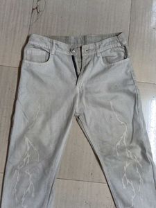 Light Wash Jeans with Lightning Print