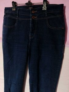 Curve It Dark Wash High-Waisted Jeans