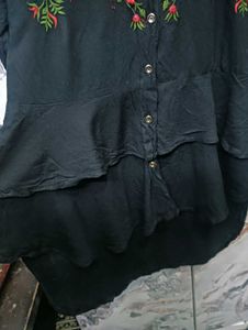 Chic Black 34, 🎽 Embroidered Kurta