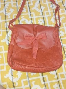 Chic Red Crossbody Bag with Bow
