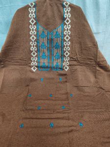 Unstitched Winter Embroidery Suit 4.5 Metre Fabric