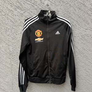 Manchester united adidas upper