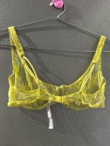 Amber Firecracker Lace Underwire Bra In Yellow