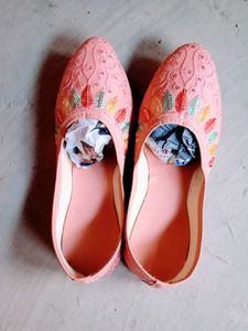 Pink Embroidered Jutti Flats