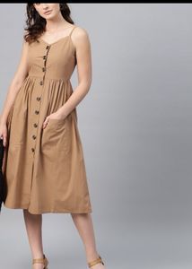 Price drop ⬇️Brand New 😍Button down sundress 🤎
