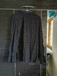 Chic Black Textured Long Sleeve Top
