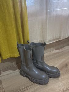 H&amp;M Women’s Calf-Length Boots – Khaki, UK 4