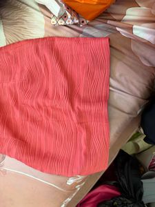 Chic Textured Coral Mini Skirt