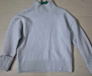 Cozy Grey Turtleneck Sweater
