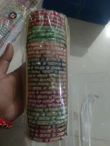 8 jodi Sparkling Bangle Set