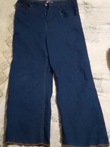 Flared Jeans