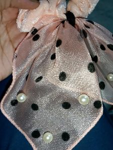 Cute Velvet Scrunchie With Pearls