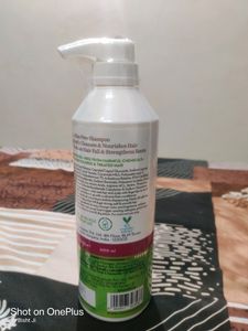 Mama Earth Onion Shampoo