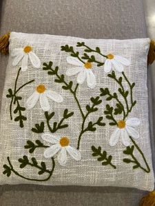 Embroidered Daisy Cushion Cover-2