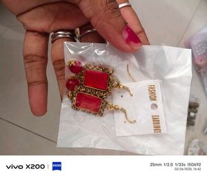 PACK OF 3 EARINGS RED HANGING &amp; 1 BALI