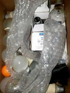 Assorted Light Bulbs Bundle 17 working
