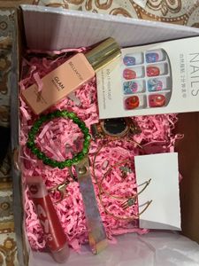 Assorted Beauty & Accessory Bundle