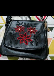 Cute Black Crossbody Bag with Red Flower Combo