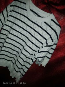 Chic Striped Knit Top