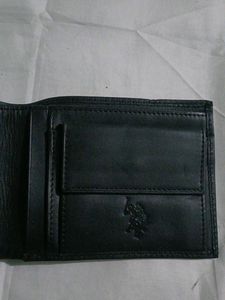 U.S. Polo Assn Men Genuine Leather Wallet