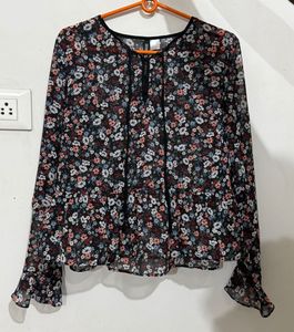 H&M Chic Floral Print Long Sleeve Blouse