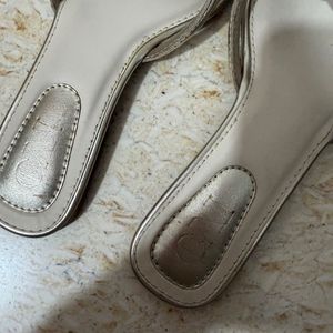 CAI Gold Knot Flats