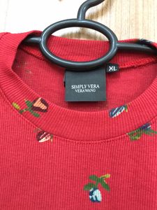 Vera Wang Floral Print Red T-shirt