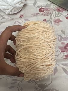 Cream Velvet Yarn Skein (cherline )