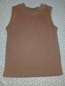 Sleeveless Turtleneck Tops (Set of 2)