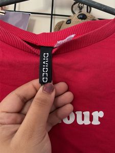 Red "L'amour" Cropped Long Sleeve Top