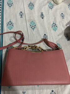 Chic Pink Shoulder Bag with Gold Chain
