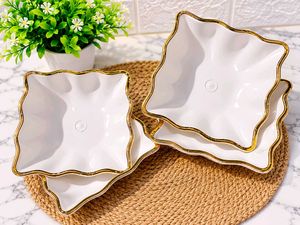 Elegant White &amp; Gold Square Bowls Set