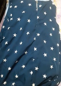 Mayra Top With Zip at The Back