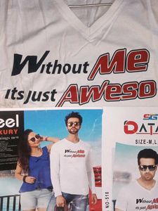 Men's white t shirt