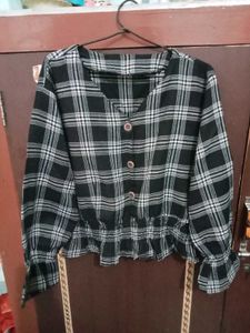 Stylish Black Checked Full Sleeve Top