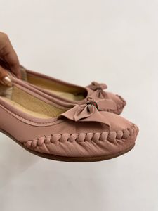 SALE🎀 Pink Bow Bellies Footwear Women
