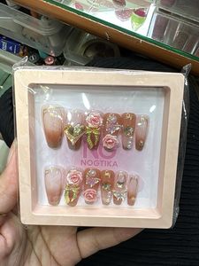 NOGTIKA Designer Press-On Nails (any1)