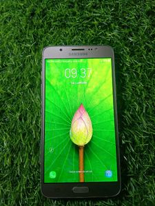 samsung galaxy j7 (2016) good condition 4g Network